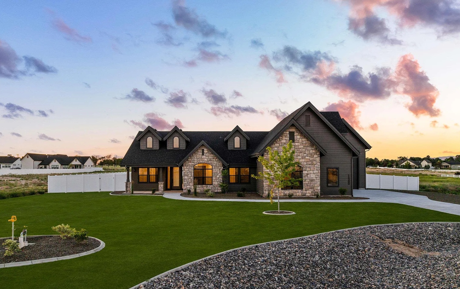 Purple Sage Estates — photo 3