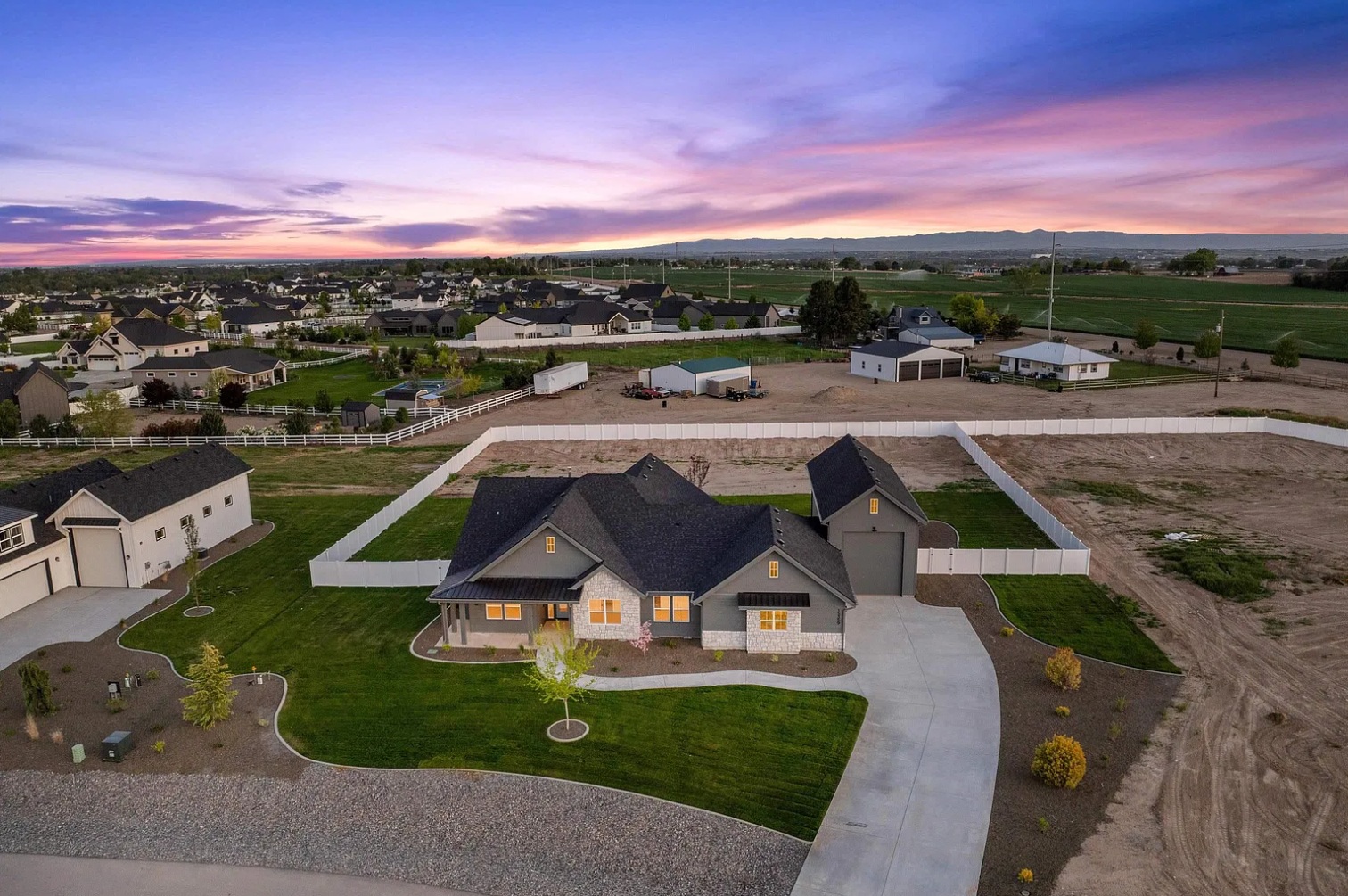 Purple Sage Estates — photo 4